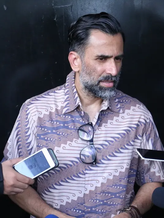 Secara khusus Jeremy memohon maaf kepada  Kapolda Metro Jaya, Kapolres Bandara Soeta dan segenap jajaran Satnarkoba. Ia mengakui kesalahannya dalam menyikapi tindakan Kepolisian yang memiliki niat baik. (Adrian Putra/Bintang.com)