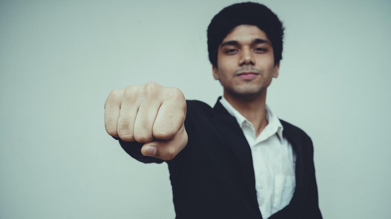 Ilustrasi pria sukses, inspirasi, semangat, motivasi, semoga berhasil