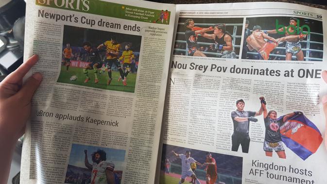 Porsi pemberitaan media lokal Kamboja, Khamer Times, hanya sedikit menyinggung Piala AFF U-22 2019. (Bola.com/Zulfirdaus Harahap)