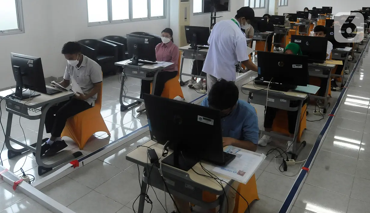 Pelaksanaan tes UTBK-SNBT di UPNVJ berlangsung selama 14 hari. (merdeka.com/Arie Basuki)