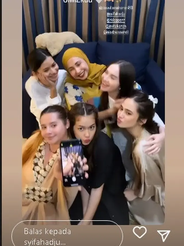 Bintang Mermaid in Love reuni sambil buka puasa Ramadhan 2023 (Foto: Instagram syifahadju/elinajoerg)