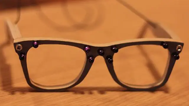  AVG Invisibility Glasses