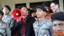 Citizen6, Cilegon: Beberapa waktu kemudian bawahan yang sangat dipercaya mantan Walikota Cilegon, Akmal Firmansyah ikut diciduk KPK dan ditetapkan sebagai tersangka korupsi. (Pengirim: Dany Perdana)