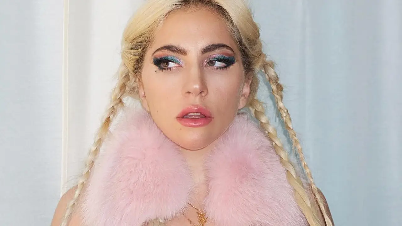 [Bintang] Lady Gaga