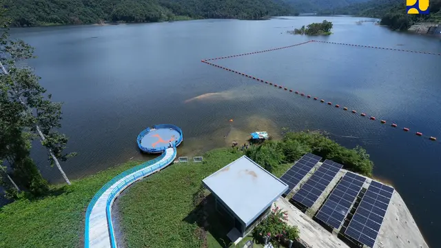 Presiden Joko Widodo (Jokowi) meresmikan Bendungan Ameroro dan penataan Kawasan Strategis Pariwisata Nasional (KSPN) Wakatobi, Sulawesi Tenggara. (Foto: Kementerian PUPR)