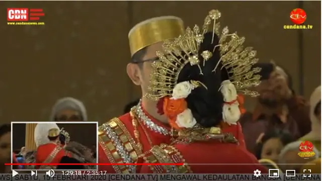 Aksesori suku Bugis yang dikenakan oleh Raiyah Chitra Caesaria.