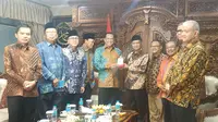 Pimpinan MPR dipimpin oleh Bambang Soesatyo (Bamsoet) melakukan safari kebangsaan di kantor PP Muhammadiyah, Jakarta Pusat. Pertemuan itu mendiskusikan rencana amandemen terbatas UUD 1945. (Liputan6.com/Winda Nelfira)
