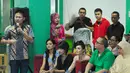 Sutradara sinetron ABG Jadi Manten saat memberikan sambutan di acara syukuran, Jakarta, Selasa (5/8/14). (Liputan6.com/Andrian M Tunay)