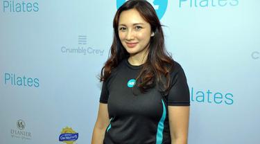Usia Kepala 4 Tapi Tampak Muda Ini Tips Jaga Kecantikan Ala Tata Mantan Tommy Soeharto Beauty Fimela Com