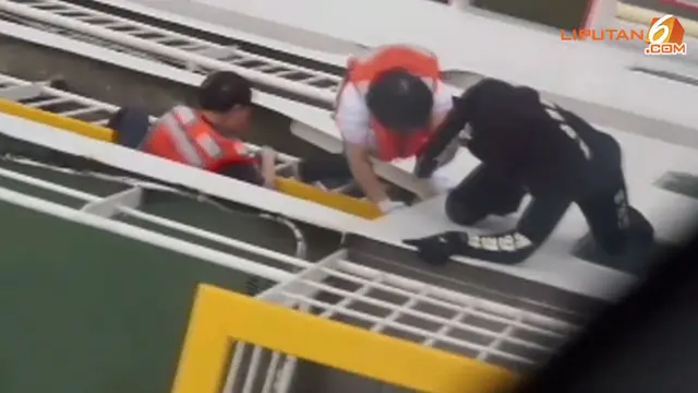 Kapal Rombongan SMP Tenggelam di Korsel, Ratusan Orang Hilang