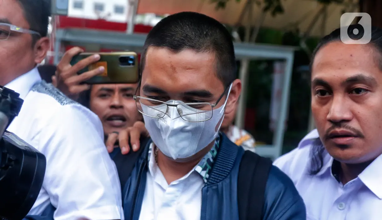 KPK menetapkan Dadan menjadi tersangka dalam kasus suap pengurusan perkara yang melibatkan Koperasi Simpan Pinjam Intidana. KPK juga sudah mencegah Dadan untuk berpergian ke luar negeri selama 6 bulan.  (Liputan6.com/Angga Yuniar)