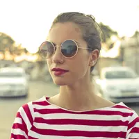 Lebaran tahun ini nggak bisa mudik? Jangan terlarut dalam kesedihan karena ada banyak hal positif yang bisa kamu nikmati. (Ilustrasi: pexels.com)