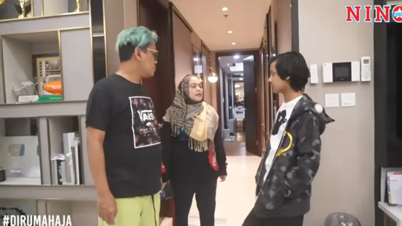 7 Momen Anak Uya Kuya Prank Tatto ke Orang Tuanya, Astrid Kuya Sampai Menangis