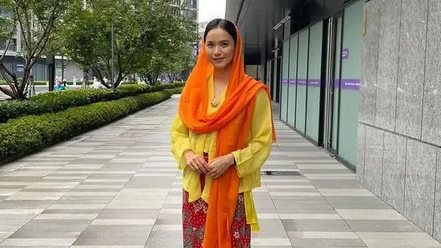Inspirasi kebaya betawi dari selebriti (credit: instagram/indonesianationalwushuteam)