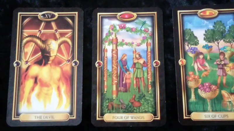 Konsultasi Tarot