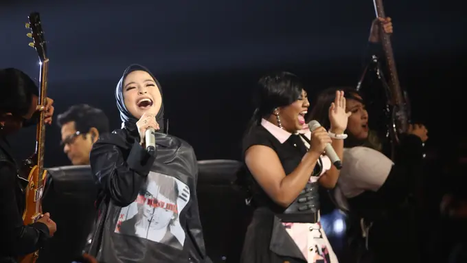 [Bintang] Maria Idol feat Kotak