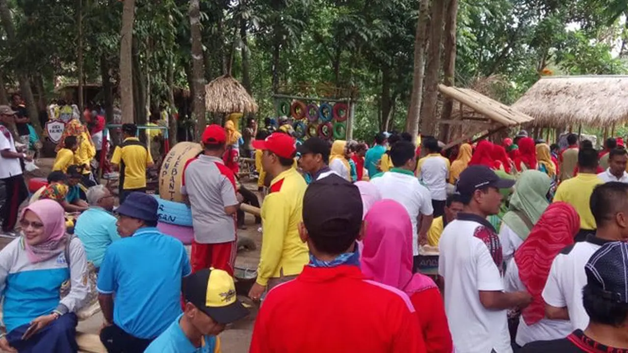 Edisi Spesial Kedua, Pasar Pancingan Kedatangan Ribuan Karyawan Pemkab Lombok Tengah