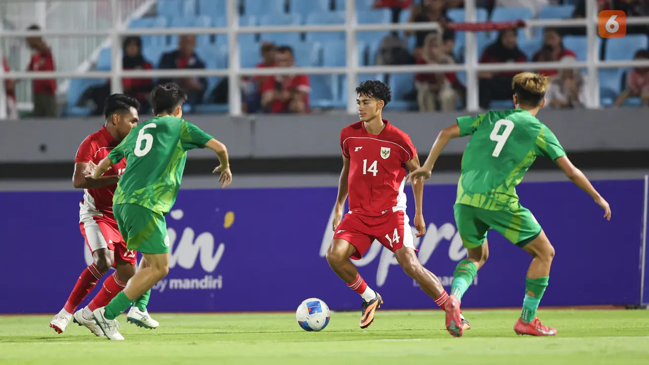 Foto: Lima Gol Tanpa Balas! Begini Aksi Berkelas Pemain Timnas Indonesia U-23 saat Bantai Makau di Kualifikasi Piala Asia U-23 2026