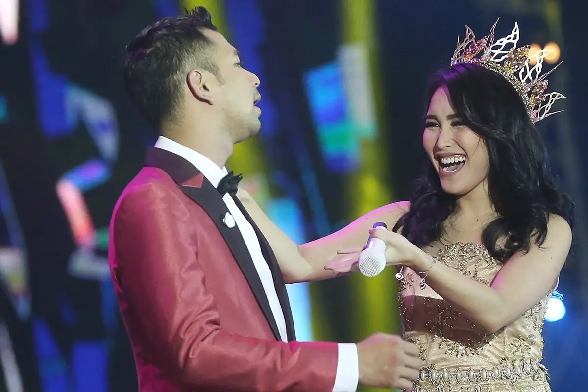 [Bintang] Ayu Ting Ting