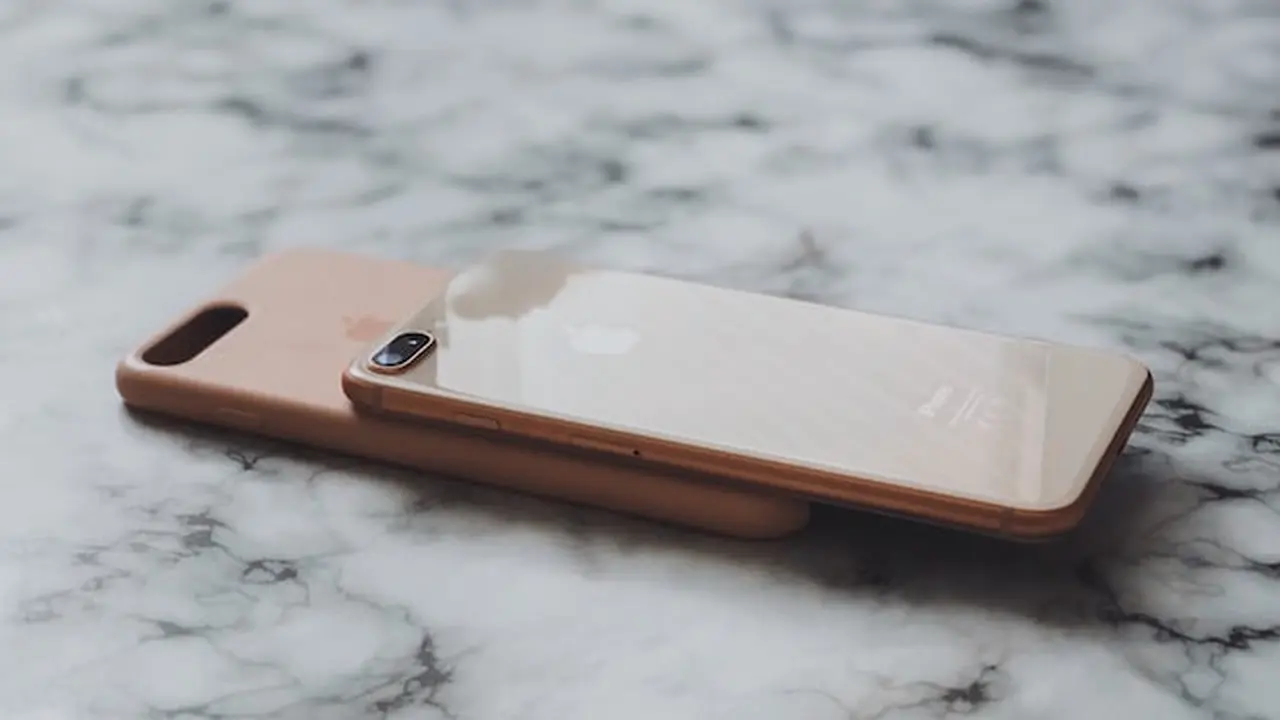Tips Memilih Casing HP Biar Enggak Salah Beli - Tekno Liputan6.com