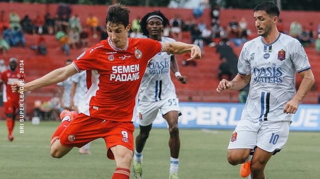 Pertandingan antara Semen Padang versus Persijap Jepara di ajang BRI Super League 2025/2026. (X/Semen Padang)