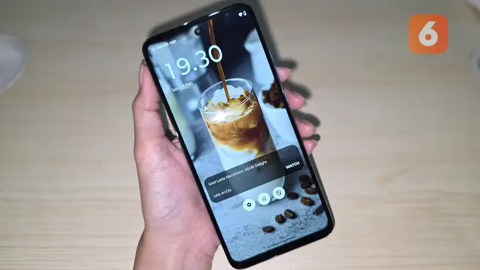 Moto G45 5G punya kemampuan membaca cerita visual dari wallpaper yang tersedia. Jadi, tiap gambar bukan sekadar tampilan biasa, melainkan punya narasi unik yang bisa dieksplorasi (Liputan6.com/Reporter Dinda Ariyani)