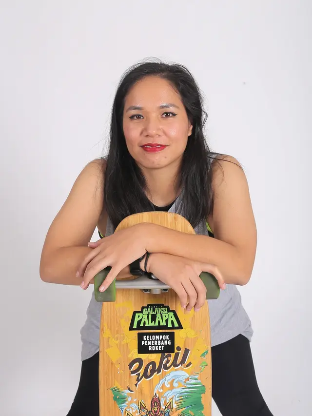 [Fimela] Menaklukkan Jalanan Beraspal Bersama Longboard Girls Crew Indonesia