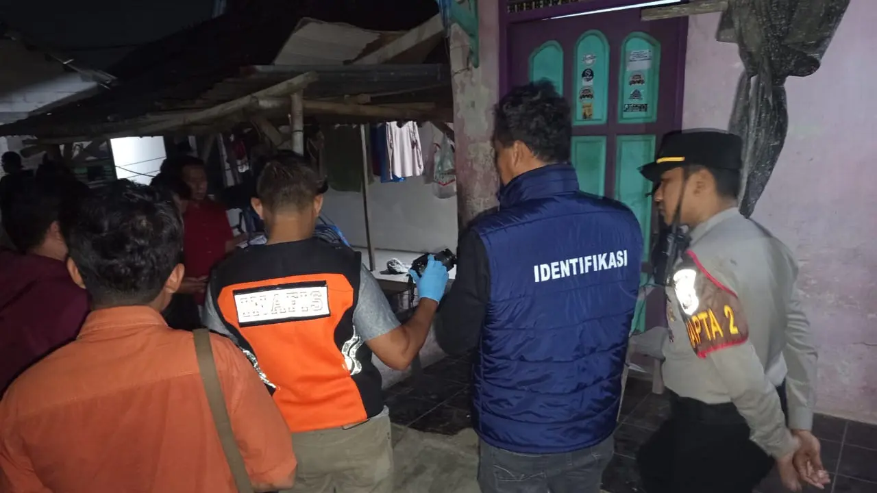 Rumah korban dan pelaku yang menjadi lokasi penusukan maut.
