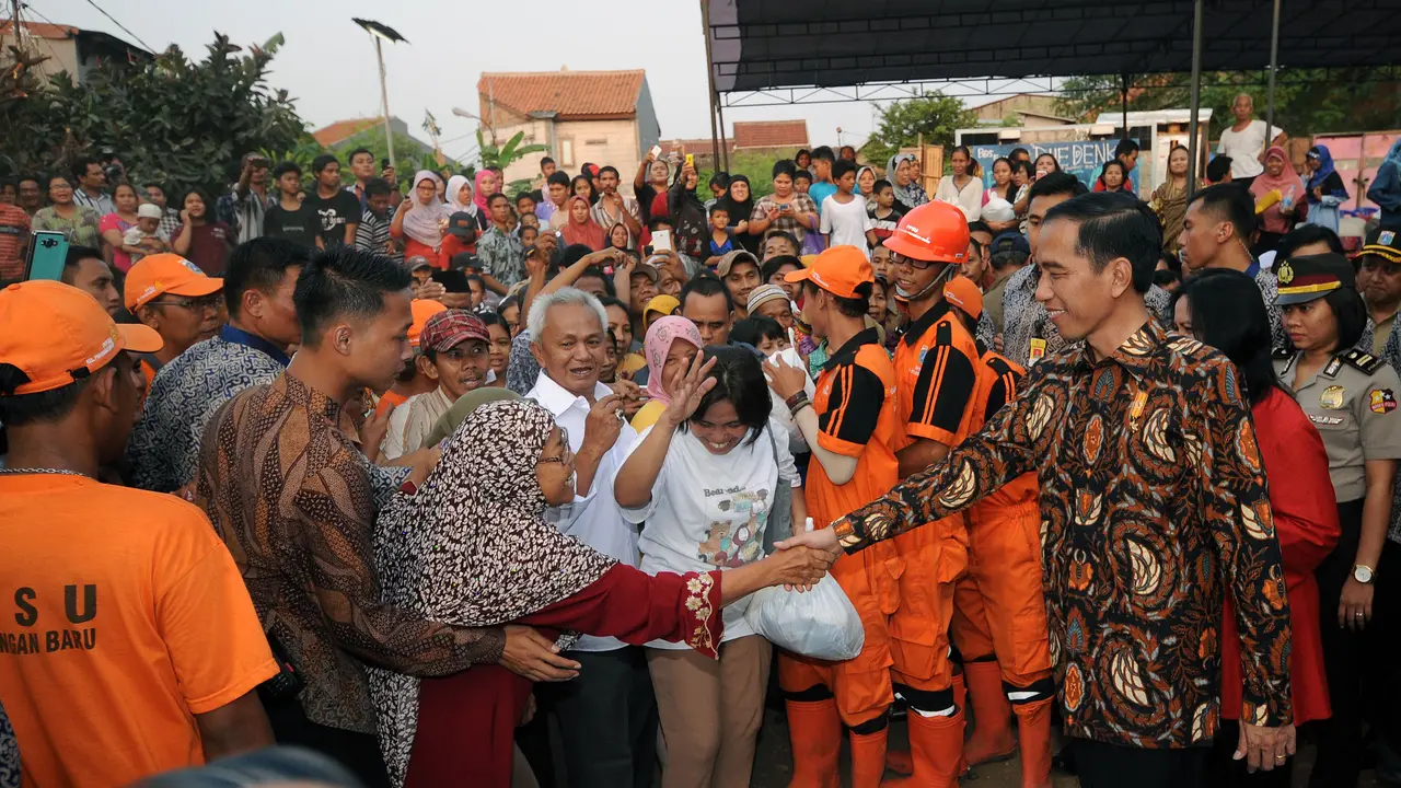 Jokowi dan Iriana Susuri Gang Sempit Demi Blusukan