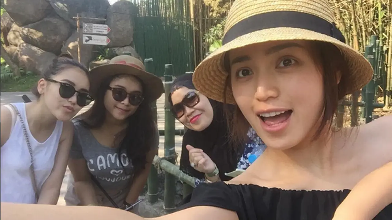 Ayu Ting Ting dan Jessica Iskandar