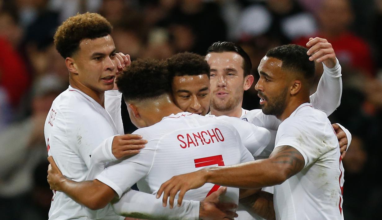 Jesse Lingard merayakan gol pertama timnas Inggris pada menit ke-25 memanfaatkan umpan Delle Alli pada laga persabahatan kontra Amerika Serikat yang berlangsung di Stadion Wembley, Inggris. Timnas Inggris menang 3-0. (AFP/Ian Kington)