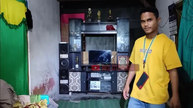 Rumah Zinidin Zidan (YouTube/MOLOTENGGENG KELILING INDONESIA)