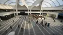 Orang-orang terlihat di pusat Kota Birmingham, Inggris, 24 Agustus 2020. Menurut media lokal, Birmingham telah ditambahkan ke dalam daftar pantauan sebagai "area dengan dukungan yang ditingkatkan" di tengah meningkatnya kekhawatiran terkait lonjakan kasus COVID-19. (Xinhua/Jon Super)