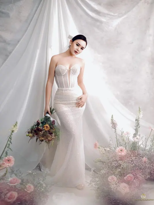 "Aku kesal karena aku udah tau akan di prank nggak jelas sama dia karena bentar lagi ultah. Eh ternyata kepatil juga nih gua sama dia. Sempat kesal, biasa aku gak pernah kesal,” ungkap Amanda Manopo, melansir Kapanlagi.com. (Instagram/amandamanopo)