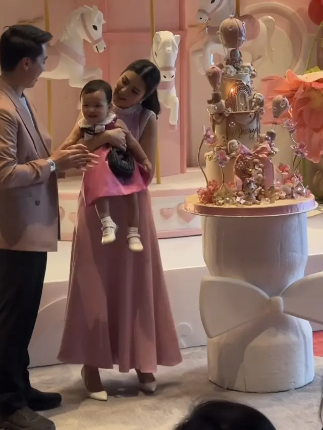 Ulang Tahun Putri Kevin Sanjaya dan Valencia Tanoe ke-1.