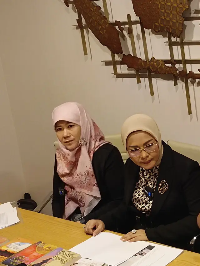Asma Nadia Sebut Film Air Mata di Ujung Sajadah Bukan Adaptasi dari Novelnya, Pastikan Tidak Ada Kerja Sama dengan Rumah Produksi yang Bersa