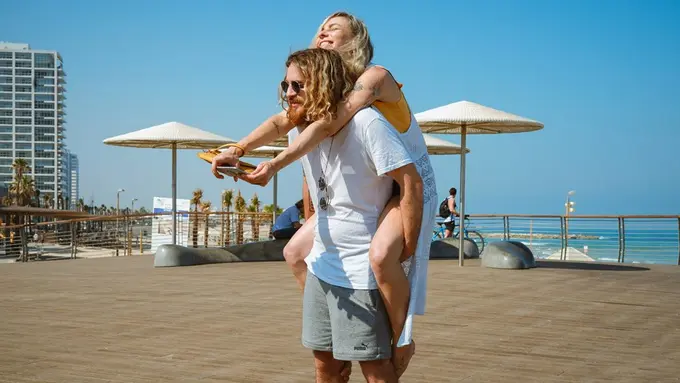 Ilustrasi Relationship