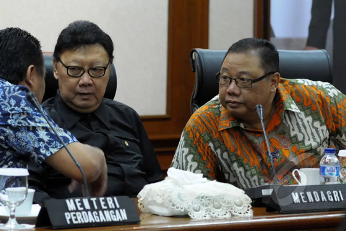 Pro Rakyat Kecil, Tiga Menteri Sahkan Izin Usaha Mikro