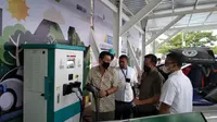 PT Angkasa Pura II Kantor Cabang Utama (KCU) menghadirkan Stasiun Pengisian Kendaraan Listrik Umum atau SPKLU di area parkir domestik Terminal 3 Bandara Soekarno-Hatta.