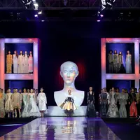 Lakmé Trend Gala hadirkan kolaborasi makeup dan fashion. (Sumber foto: Daniel Kampua/Bintang.com)
