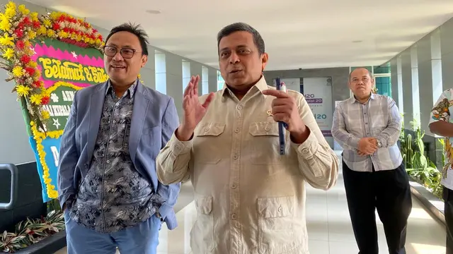 Kepala BPJPH Haikal Hassan alias Babe Haikal