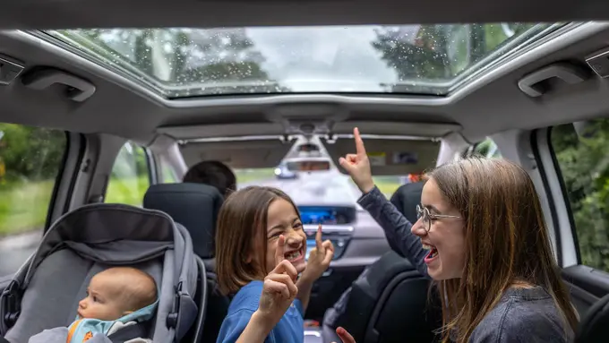 7 Ide Seru supaya Anak Tidak Rewel saat Road Trip tanpa Gadget