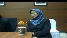 Menteri Badan Usaha Milik Negara (BUMN) Rini Soemarno memutuskan untuk memberhentikan Lenny Sugihat sebagai Direktur Utama Perum Bulog.
