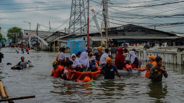 Masuk Hari Keempat, Banjir Rob di Pesisir Utara Jakarta Rendam Sembilan RT dan Satu Ruas Jalan