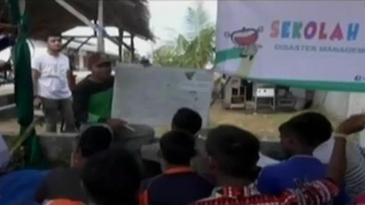 Sekolah Ceria Untuk Para Pengungsi Rohingya di Aceh