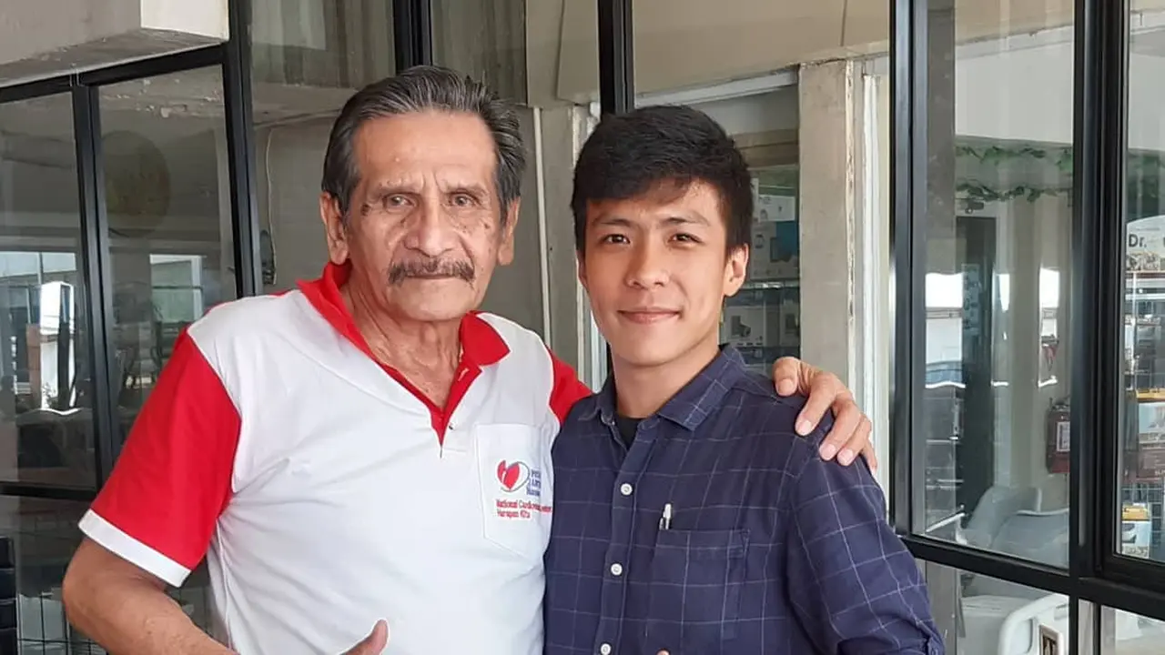 6 Potret Romeo Bamby Cardino, Driver Ojol yang Ngaku Anak Aktor Senior Piet Pagau
