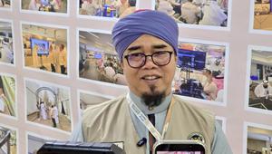 Wawancara dengan Musyrif Diny, Buya Gusrizal terkait penyembelihan dam di Kantor Daker Makkah, Jumat 15 Mei 2026. (Dok. Media Center Haji 2026)