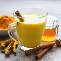 ilustrasi susu kunyit/almaje/shutterstock