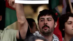 Aksi unjuk rasa ini menjadi bagian gelombang solidaritas bagi rakyat Palestina. (ANWAR AMRO/AFP)