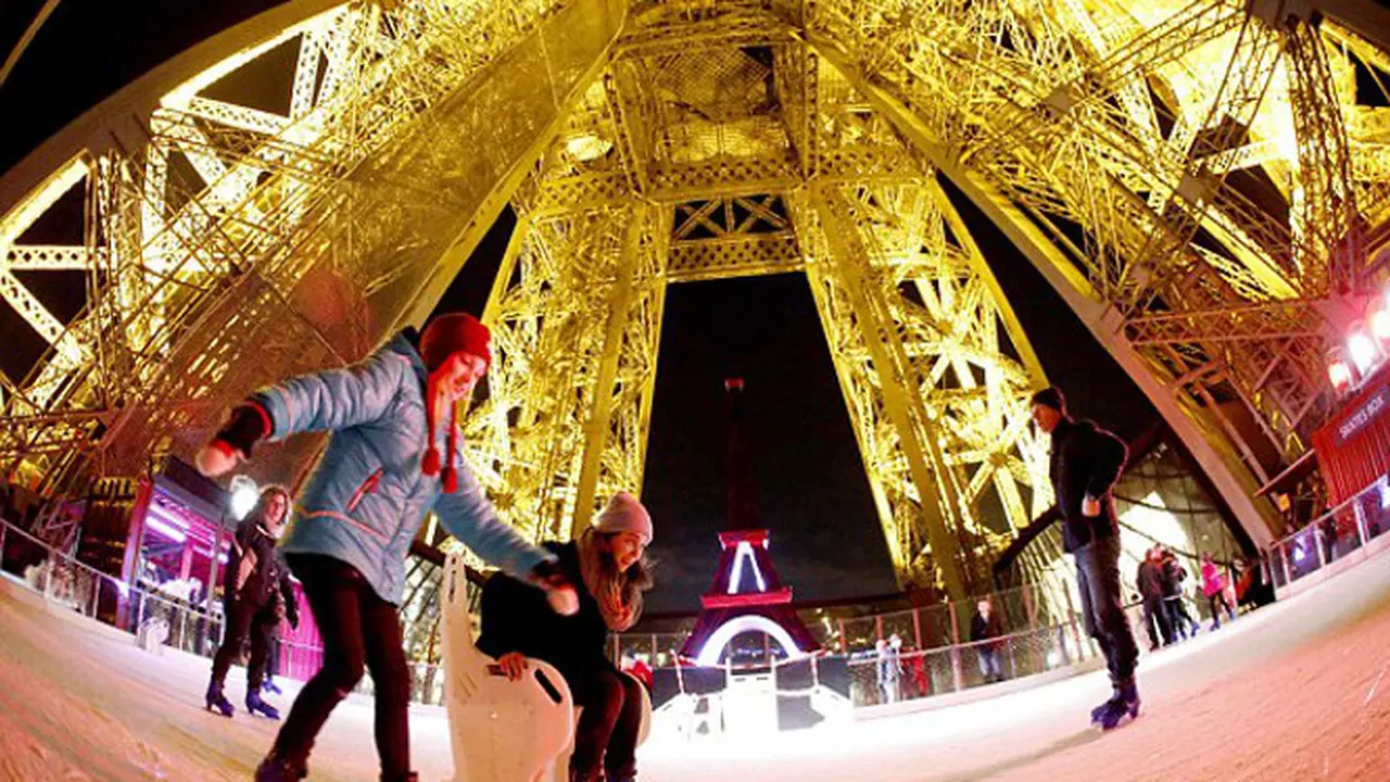 Eiffel Tower Ice Rink 1214